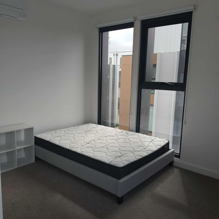 Port Melbourne - Photo 3