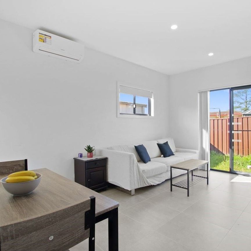 Like Brand New - Convenient location - Photo 1