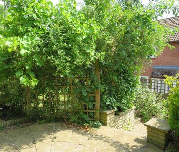 1 bedroom property to rent - Photo 4