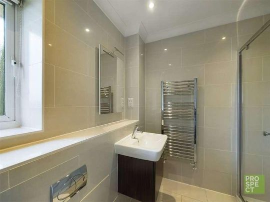 Aspen Place, Maidenhead, Berkshire, SL6 - Photo 1