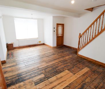 Abercynon Road, Mountain Ash, Rhondda Cynon Taf - Photo 4