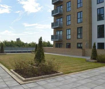 Hackney House, Clydesdale Way, Belvedere, DA17 - Photo 6