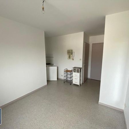 Location Appartement 1 pièce 14m² POITIERS 86000 - Photo 3