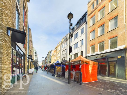1 Bedroom Apartment, Berwick Street W1F - Photo 1