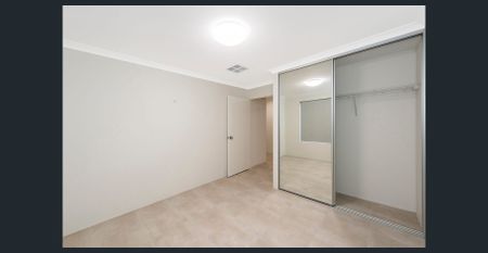 Modern 4x2 family home in Lakelands - Photo 3