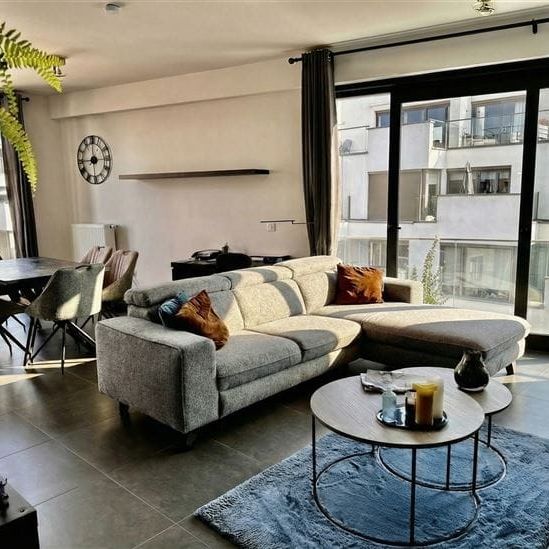 Appartement te huur - Foto 1