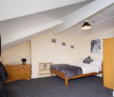Room 5, 4 Candahar Street, Belfast, BT7 3AQ - Photo 3