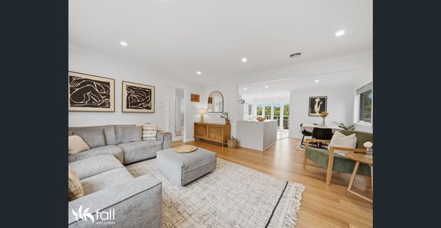 Spacious Family Home Just 13 Minutes from Hobart CBD - Photo 1