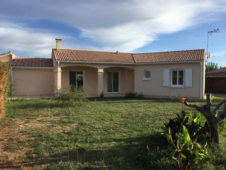 Location Maison 5 pièces 101m² MARMANDE 47200 - Photo 3