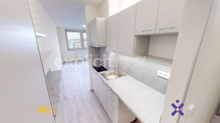 Pronájem bytu 1+kk 29 m² - Fotografie 5
