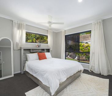 Beautiful Family Home Living - Photo 3