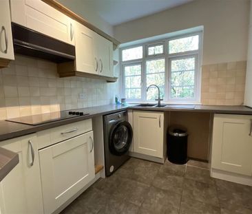 3 bedroom apartment to rent - Photo 6