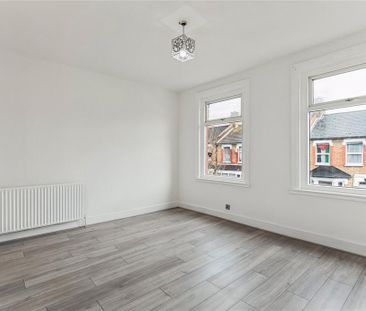 3 bedroom terraced house to rent - Photo 6