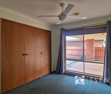 Beautifully Presented Family Home - Photo 4