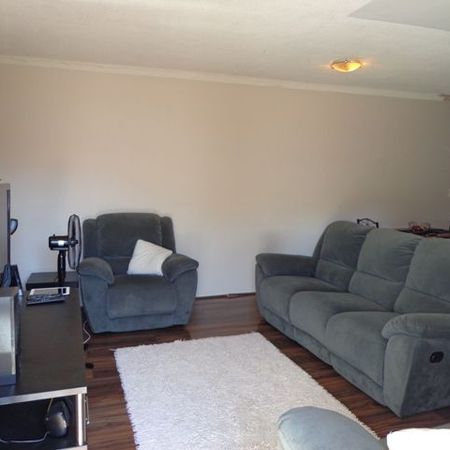 BEAUTIFULLY PRESENTED UNIT - Photo 3