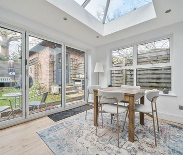 The Oaks, Chiddingfold, Surrey, GU8 - Photo 4