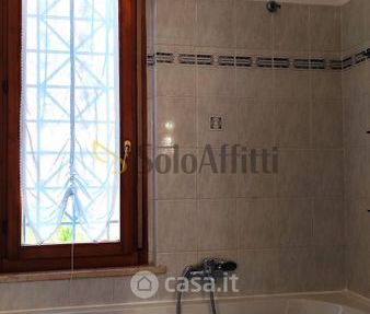 Quadrilocale in Affitto in Via Giuseppe Prezzolini 31 a Roma - Photo 1