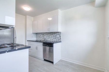 For Lease - 2830 Midland Avenue Unit# 30, Toronto, Ontario - Photo 2