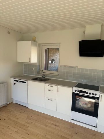 2. værelses lejlighed med god beliggenhed - Photo 4