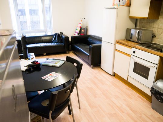 Flat 44, Samara Plaza, LS2 9DU, Leeds - Photo 1