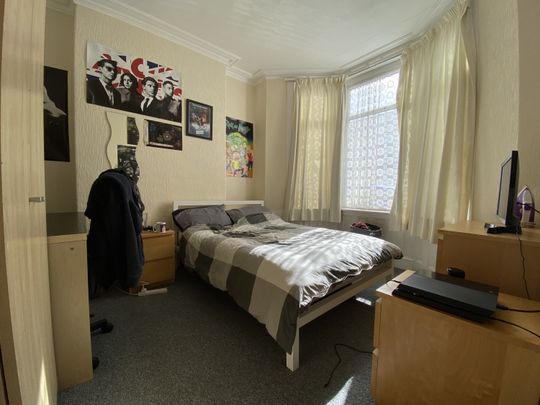 Lisvane Street, Cathays - Photo 1