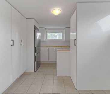 For Lease - 2724 Lake Shore Boulevard, Toronto, Ontario - Photo 2