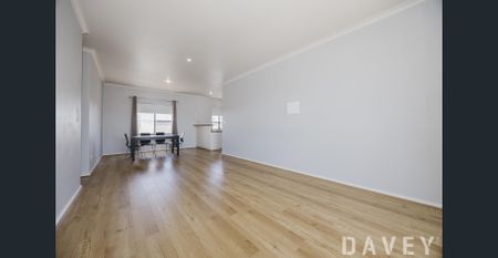 Stylish 2x1 Townhouse in the Heart of North Perth - Photo 3