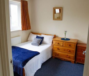 6 bedroom house to rent - Photo 4