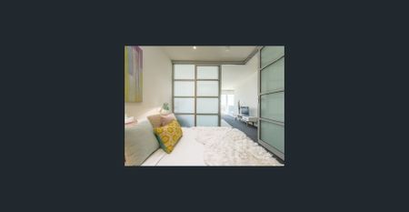 Fully Furnished 1 Bedroom Apartment in Vision Apartment - Photo 4