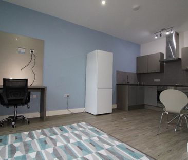 Winckley Square, Flat 06, PRESTON, Lancashire PR1 3JQ - Photo 3