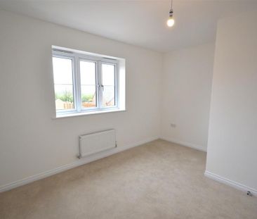 2 bedroom semi-detached house to rent - Photo 6