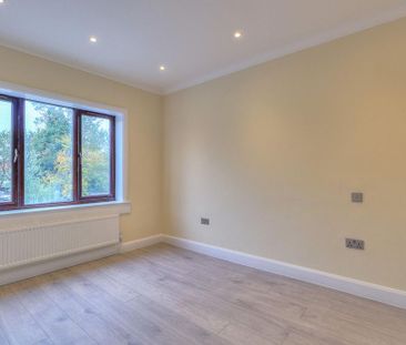 4 bedroom terraced house to rent - Photo 6