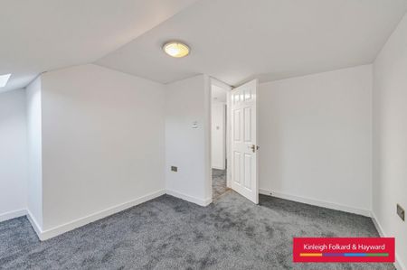 5 bedroom terraced house to rent - Photo 4