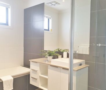 76 Stanley Rd, Keysborough VIC 3173 - Townhouse For Rent | Domain - Photo 5