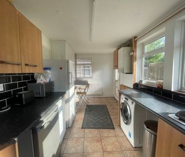 Rowley Close, Hednesford, Property for rent - Photo 3