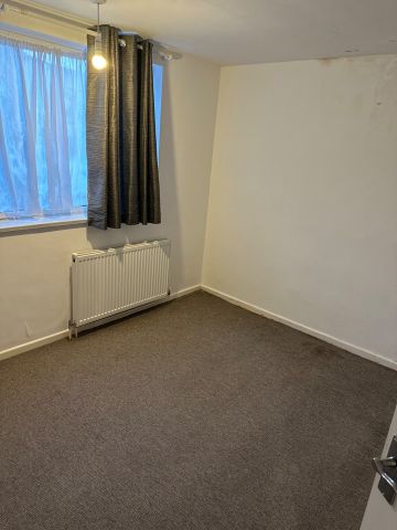 2 Bed Flat, Brendon Avenue, LU2 - Photo 5