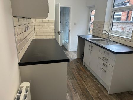 Sweetbriar Road, Leicester - Photo 4