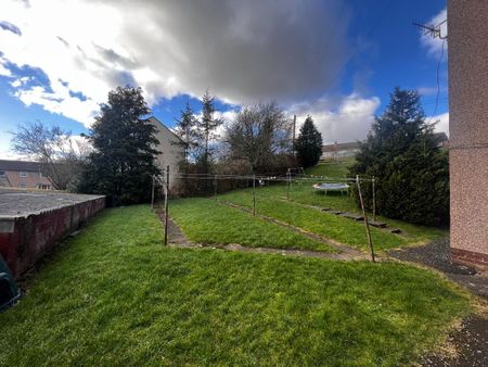 2 bedroom maisonette to rent - Photo 4