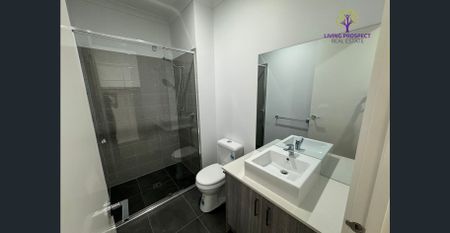 ROOM FOR RENT - UTILITIES PROVIDED - Photo 3