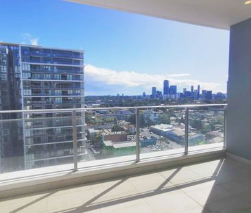 1 bedroom apartment with stunning view - Photo 6