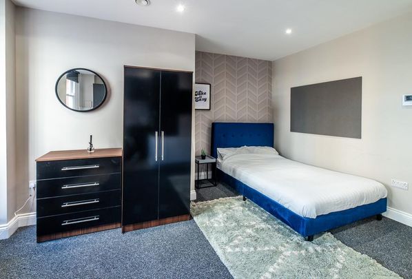 Studio to rent - Photo 1