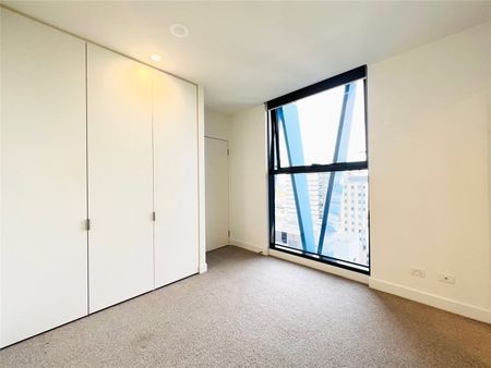 1709/28-44 Bouverie Street - Photo 2