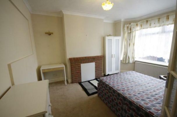 Student house on Columbia Road - Photo 1