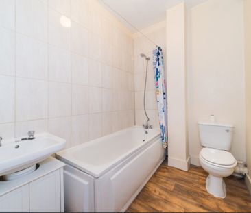 Room in a Shared Flat, St Marks Rise, E8 - Photo 4