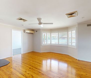 Beautifully renovated South Dubbo home - Photo 4