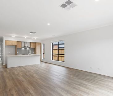 33 Monakeeba Bvd, Woodstock, Vic 3751 - Photo 3