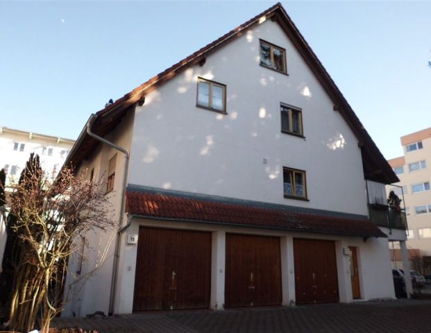 …::: Schö­ne 2,5‑Zimmer-Wohnung mit Bal­kon zu vermieten! :::… - Foto 1