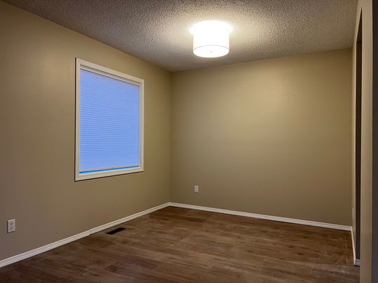 3 Bed Black Mountain - Photo 1