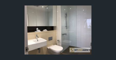 TWO BEDROOM LOFT APARTMENT IN PRIME LOCATION - Photo 2