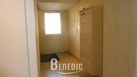 CHATEL ST GERMAIN-RESIDENCE-CUISINE EQUIPEE - LOGGIA-PARKING-CAVE - Photo 5